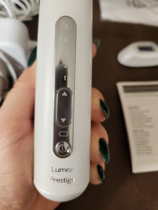 Epilator IPL Lumea Prestige SC2009