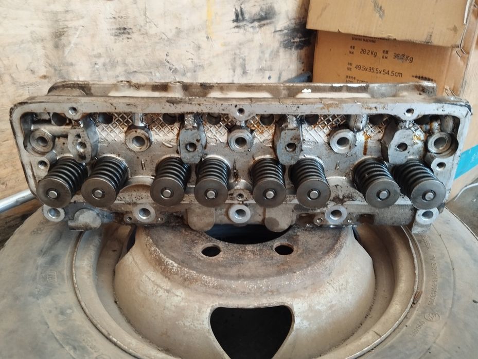 Продам головку газель