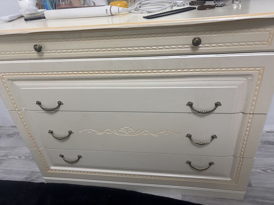 продам спальный гарнитур