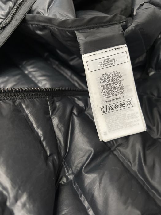 Geaca Adidas L neagra puf rata noua