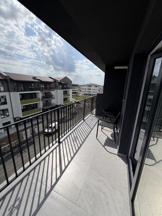 Se inchiriaza apartament cu 2 camere decomandat