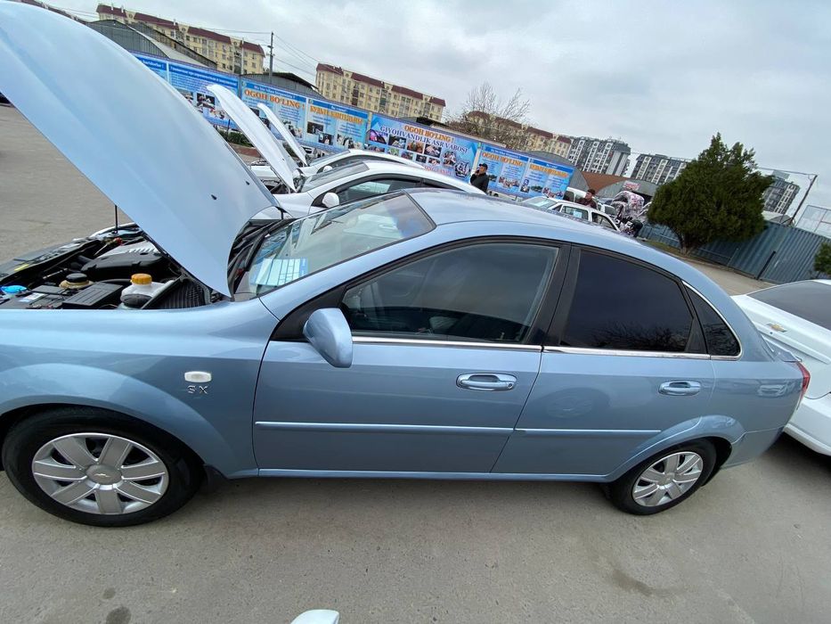 Chevralet lasetti 1.8