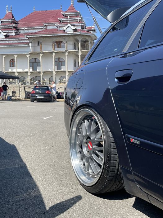 Vând /schimb A4b7 Car Audio