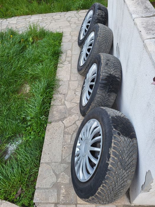 Roti jante skoda octavia 2 audi A4 b6 b7 cu anvelope allseason si capace