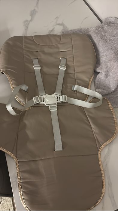 Продаим стульчик для кормления