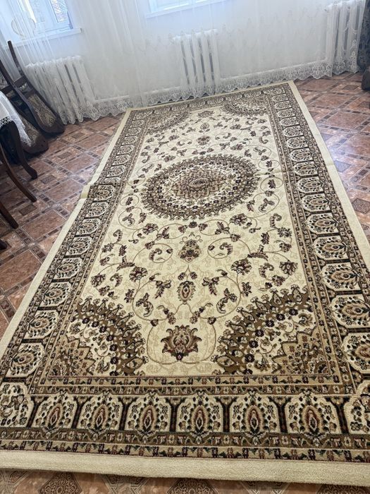 Продам ковер 2#4