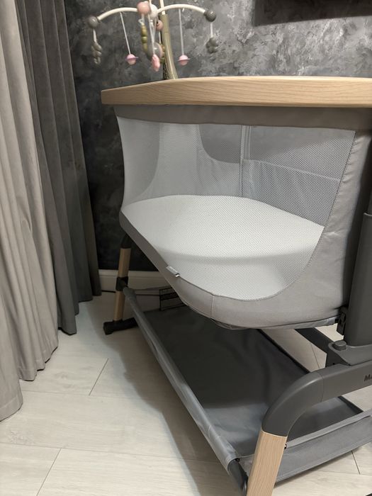 Продам детскую кровать манежку