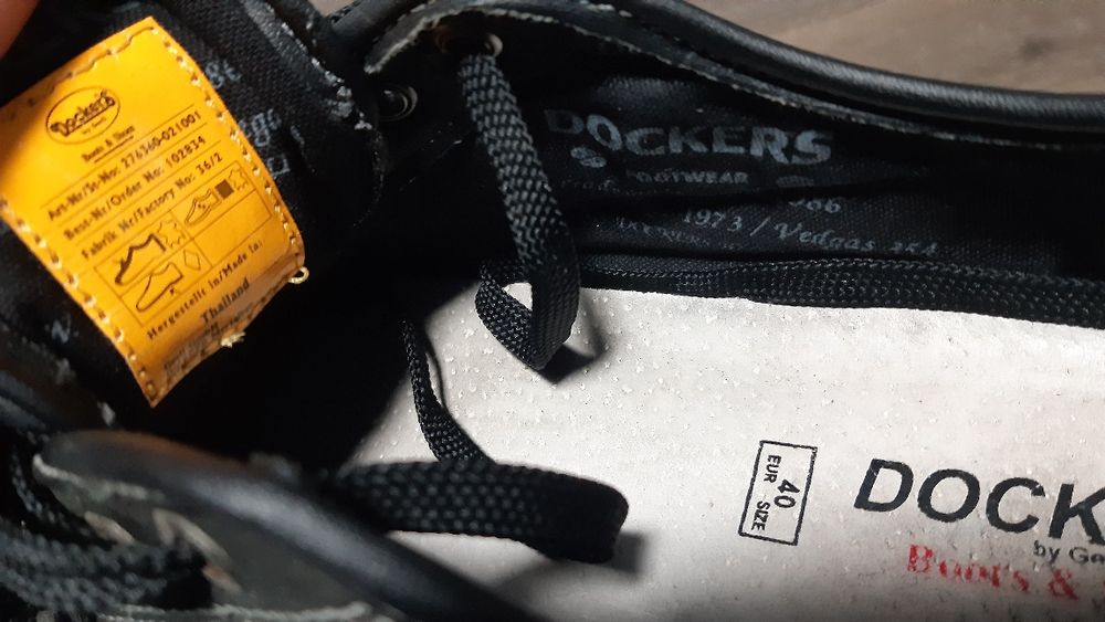 Pantofi dockers nr.40 piele negri