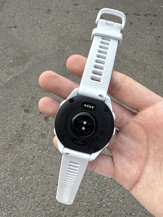 Garmin forrunner часы