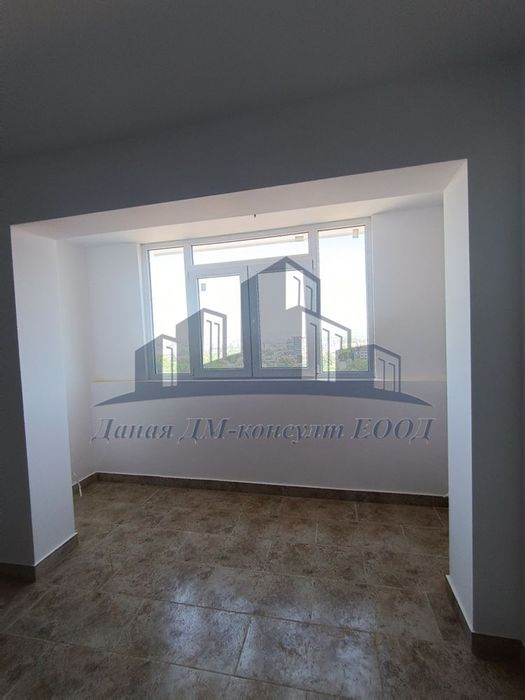 Продава се Тристаен апартамент в Шумен, Център - 70 кв.м за 1727 €/кв.м - Снимка #9