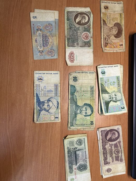 Продам бумажные деньги