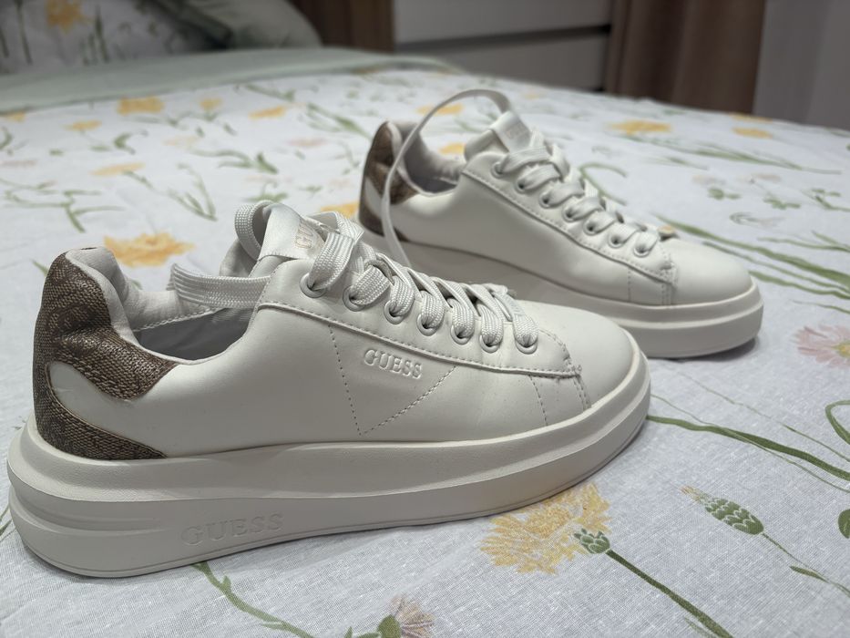 Дамски маратонки GUESS – №37 (с кутия)