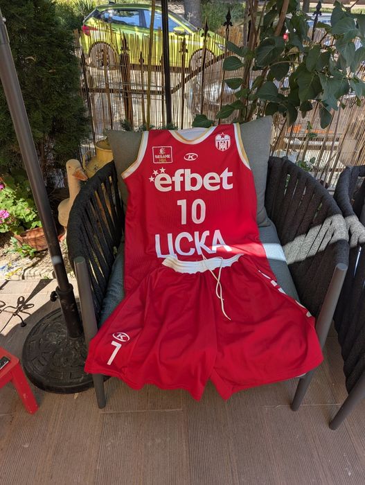 Спортен екип за фенове на ЦСКА