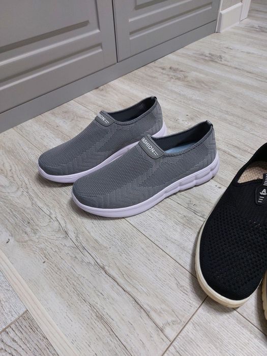 Продам кросовки новые