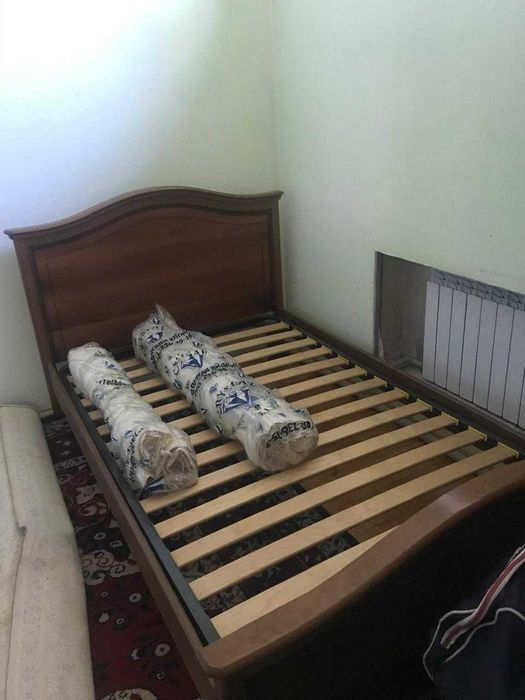 Продам 2 полуторные кровати
