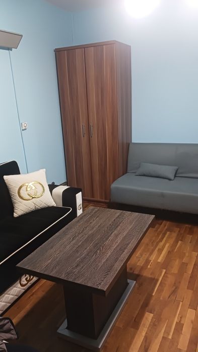 Под. наем апартамент 61 м2 панел