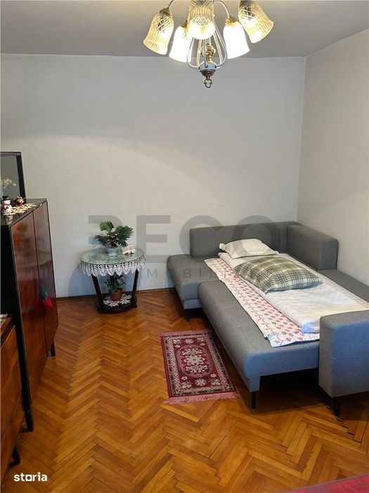 apartament 3 camere etajul 1