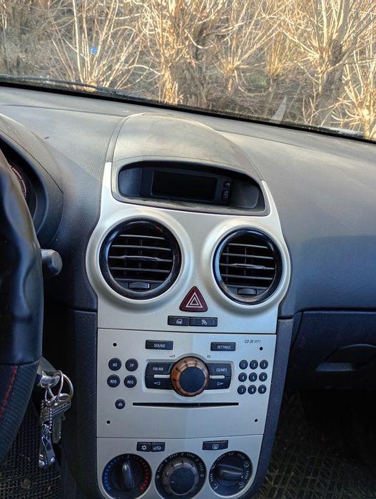 Mașină Opel CORSA 2009