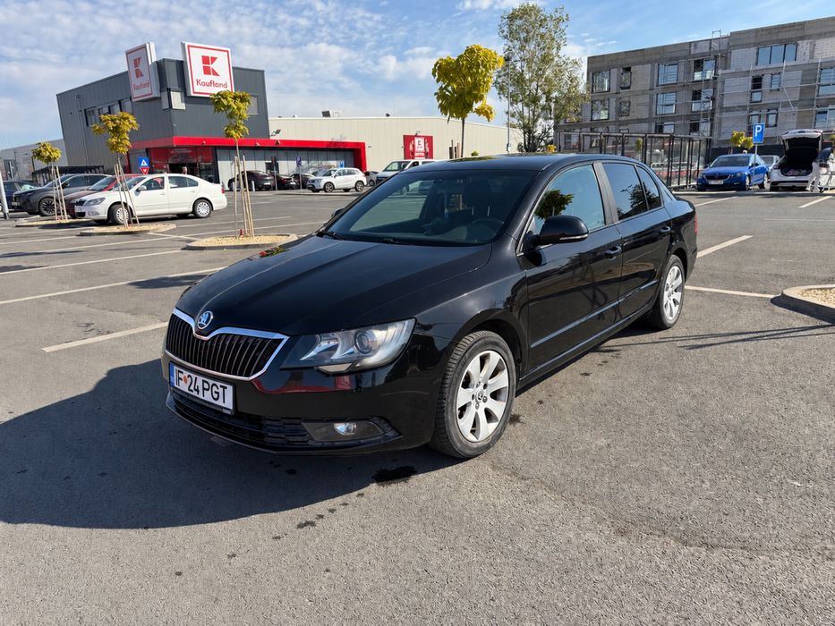 SKODA Superb 2014 — imagine 1