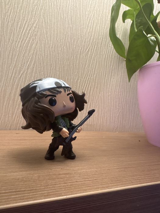 Продаю фигурку Funko Pop Эдди (ОСД)