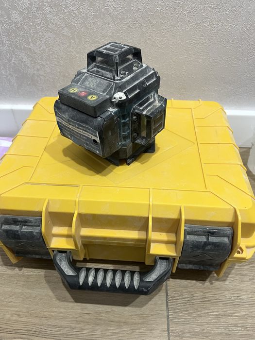 Продам лазерный уровень.