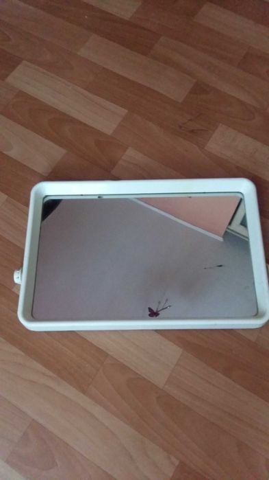 Зеркало настенное