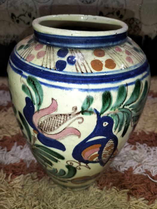 Vaze decorative și carafă de vin