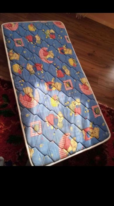 Продавам матрак за кошара