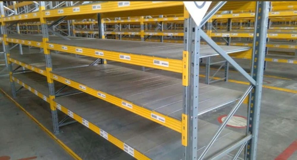 Rafturi depozitare manuală sau euro paleți