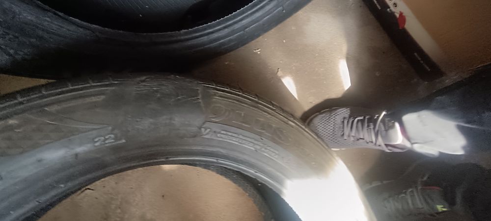 Продается резина Kumho корейская.