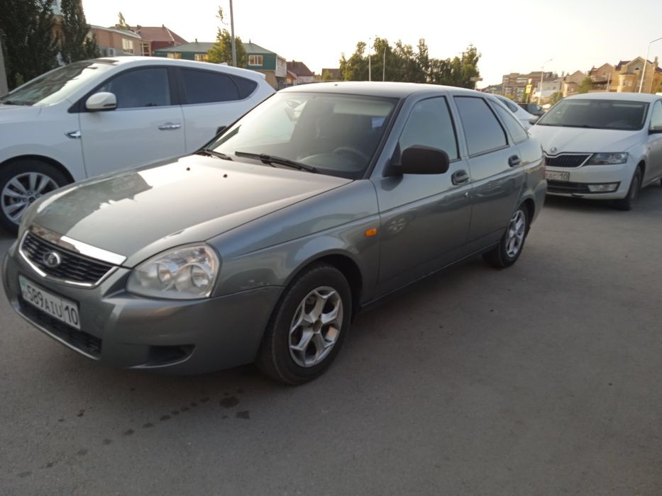 Продам приору хэтчбек