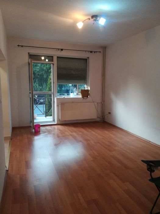 Vând apartament cu o cameră