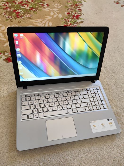 * Компьютеп асус *