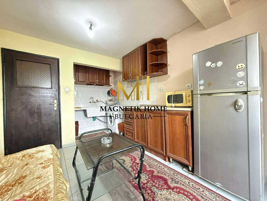 Дава се под наем Двустаен апартамент в Бургас, Възраждане - 55 кв.м за 204 € - Снимка #1