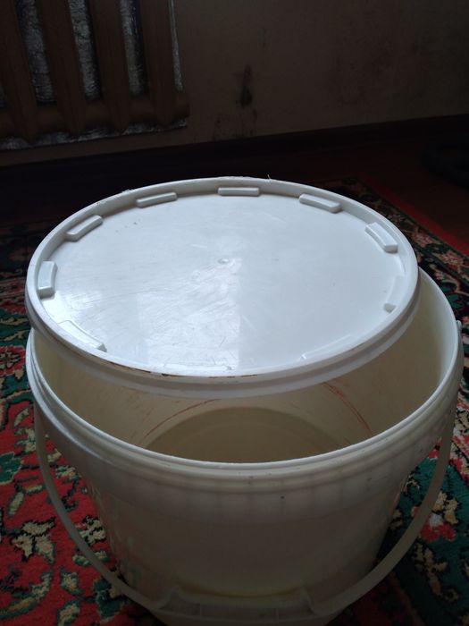 Ведро от водаэмулции