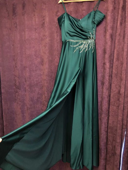 Rochie lungă, de seară