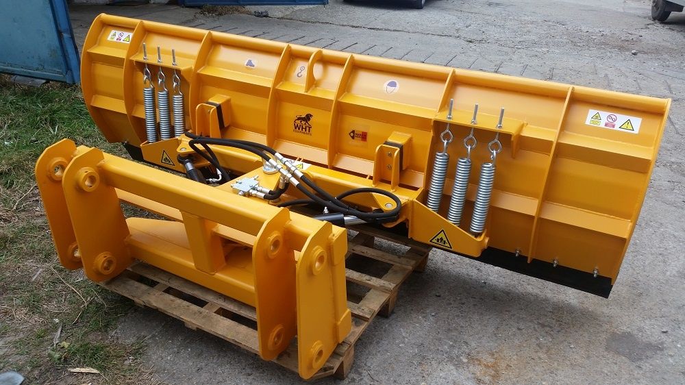 Lama de zapada buldoexcavatoare