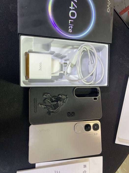 Срочно Vivo v40 lite идеал