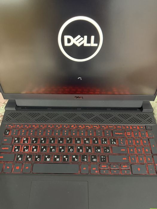 Срочно продам ноутбук Dell G15.