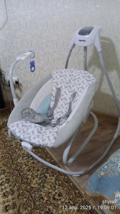 Детская электрокачель