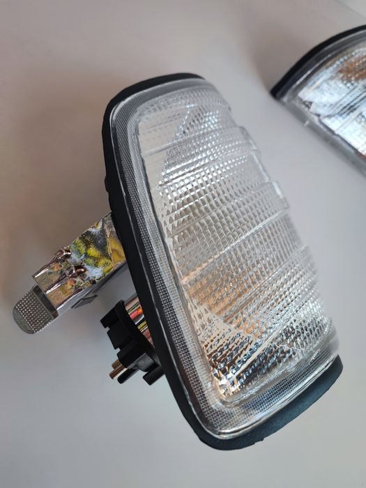 Мигачи Мерцедес 124 бели mercedes w124 e нови