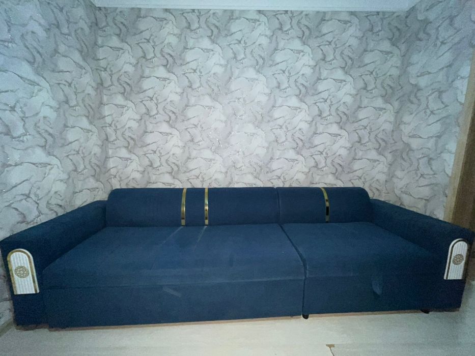 Продается диван! Для гостиной