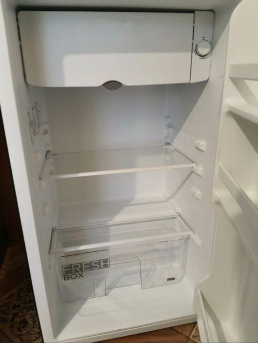 Холодильник Midea mini