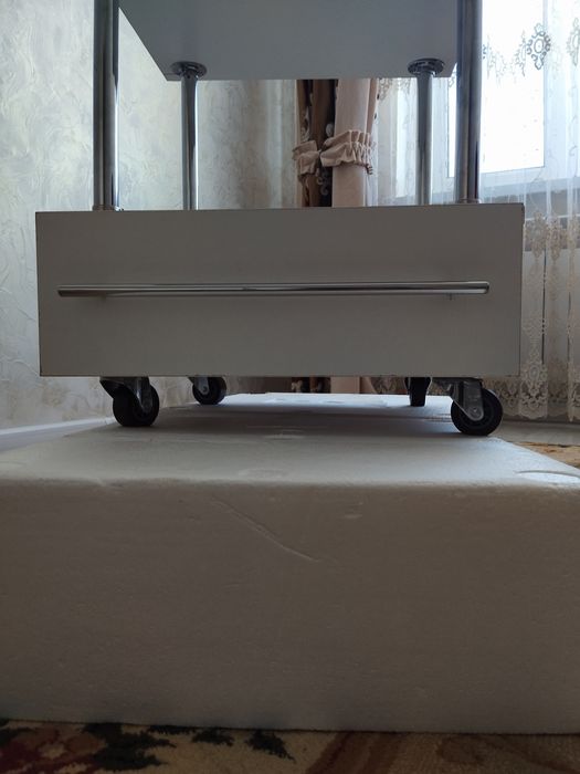 Тумба для косметологии СРОЧНО ПРОДАМ