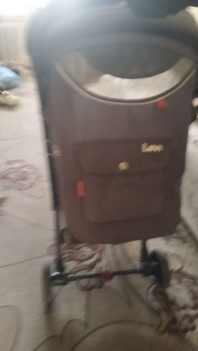 Продам коляски разные