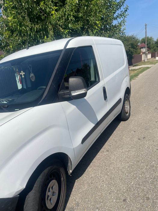 Furgoneta Opel Combo