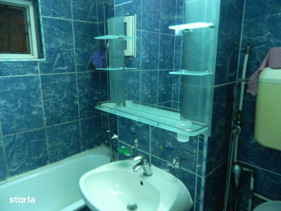 Apartament 3 camere de închiriat Rogerius