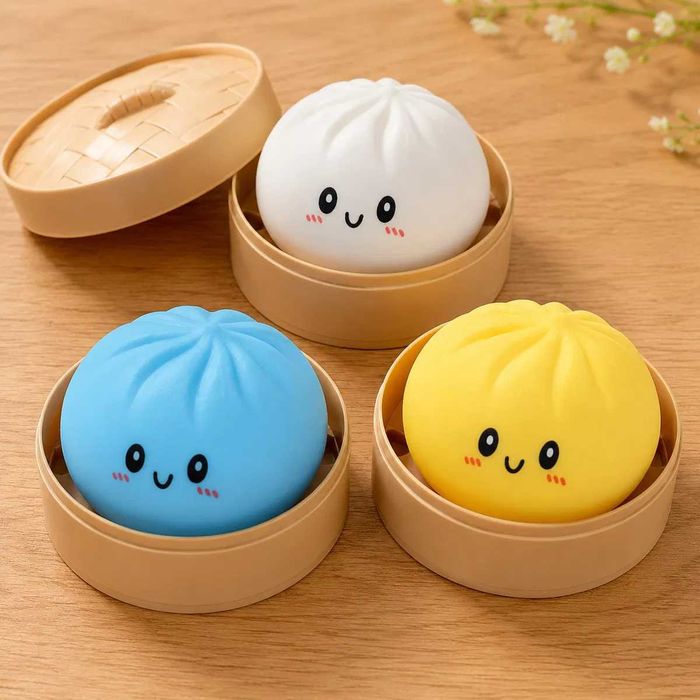 Jucărie antistres Squishy Dumpling, jucărie senzorială moale de strâns, gălușcă culoare Surpriză în cutie 10 cm