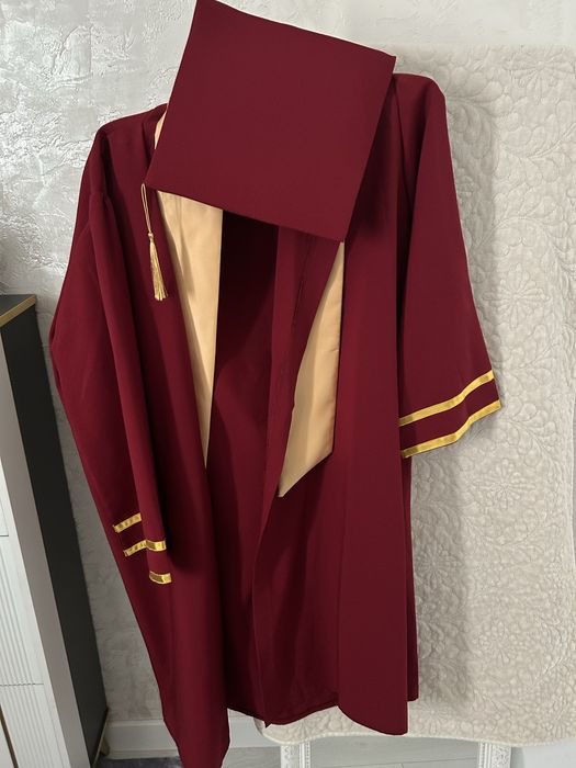 Мантия выпускника