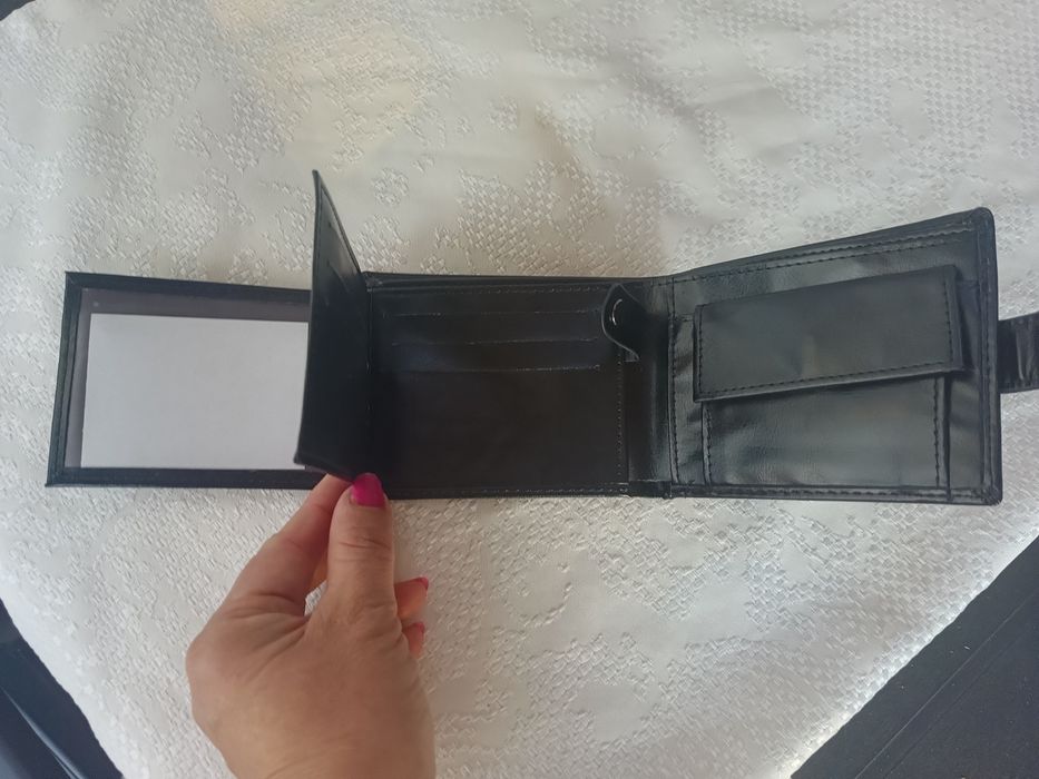 Мъжки кожен портфейл